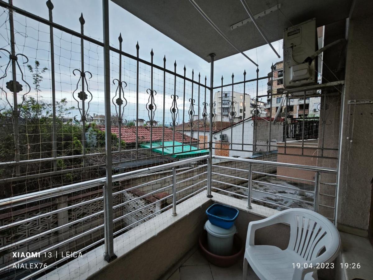 Apartment In The Center 2 Varna Exterior foto